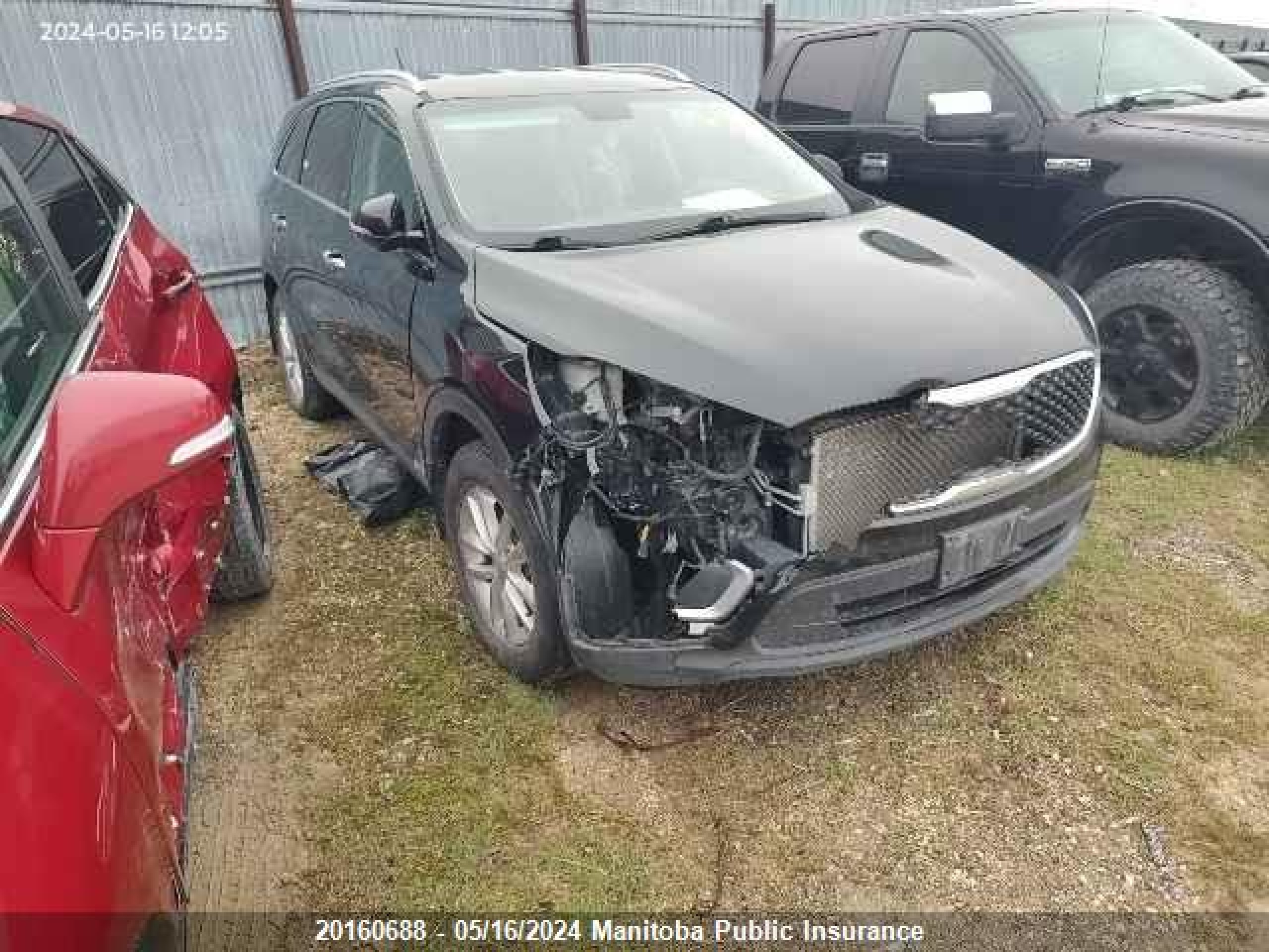 KIA SORENTO 2018 5xypgda37jg340087