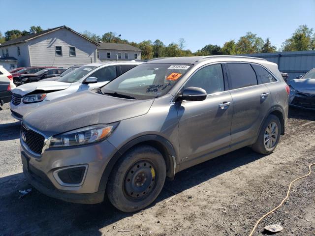 KIA SORENTO LX 2018 5xypgda37jg423373