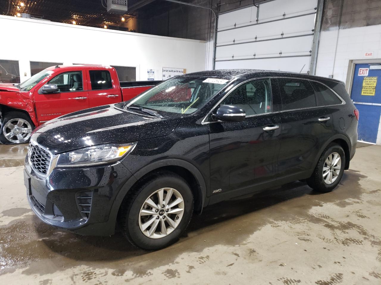 KIA SORENTO 2019 5xypgda37kg574991