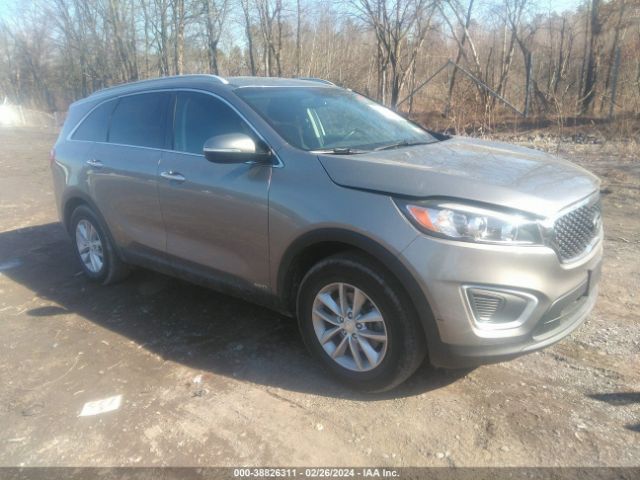 KIA SORENTO 2017 5xypgda38hg265166