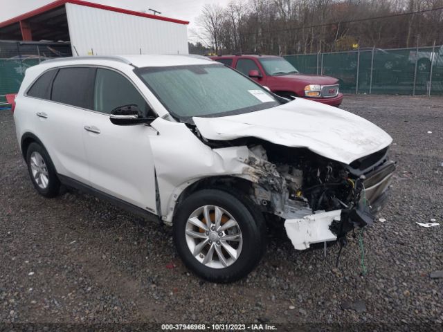 KIA SORENTO 2017 5xypgda38hg277849