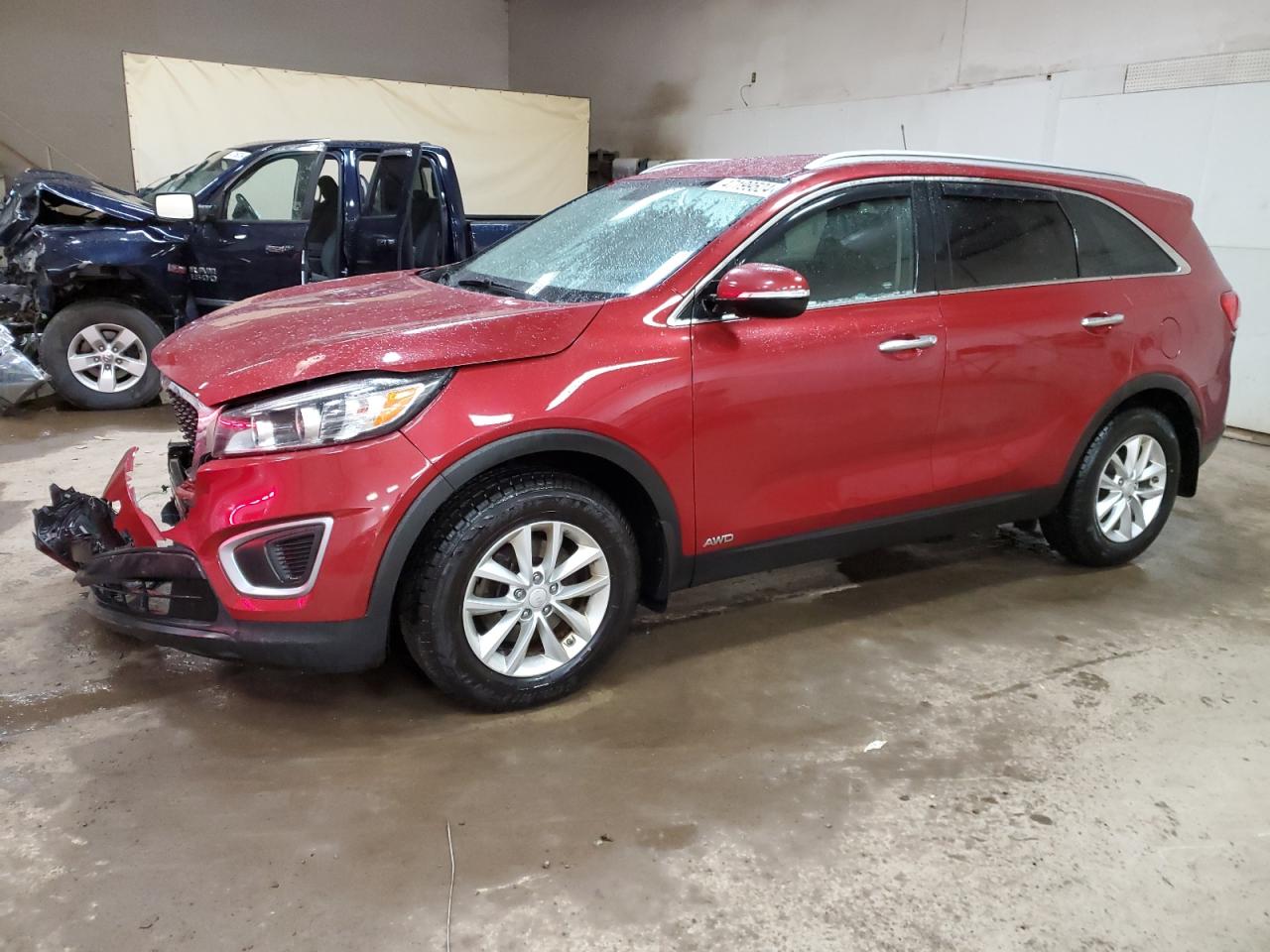 KIA SORENTO 2018 5xypgda38jg349154