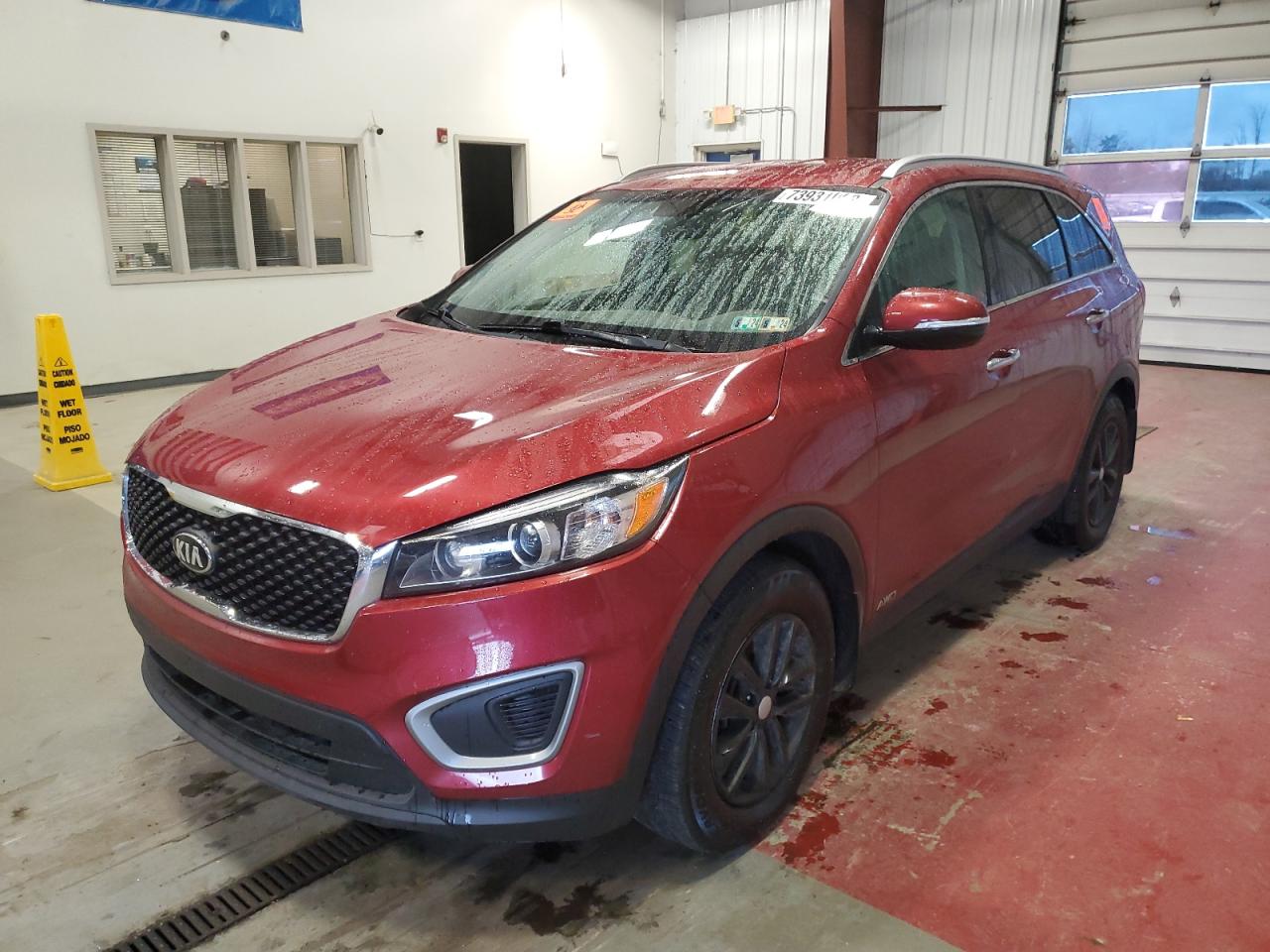 KIA SORENTO 2018 5xypgda38jg352300