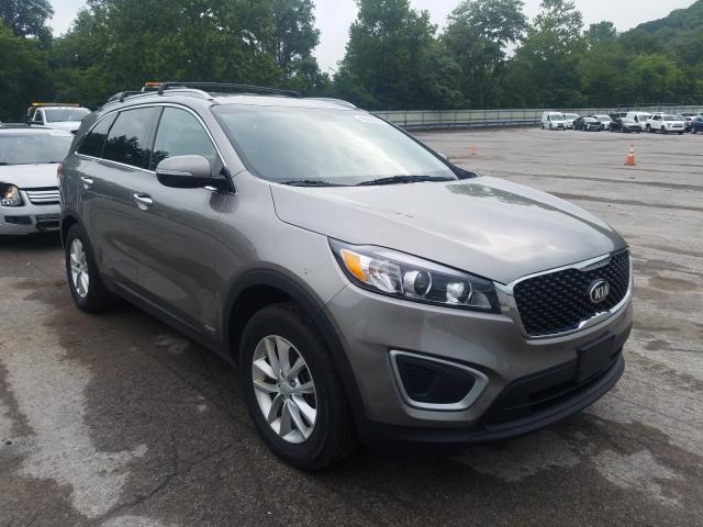 KIA SORENTO LX 2018 5xypgda38jg426816