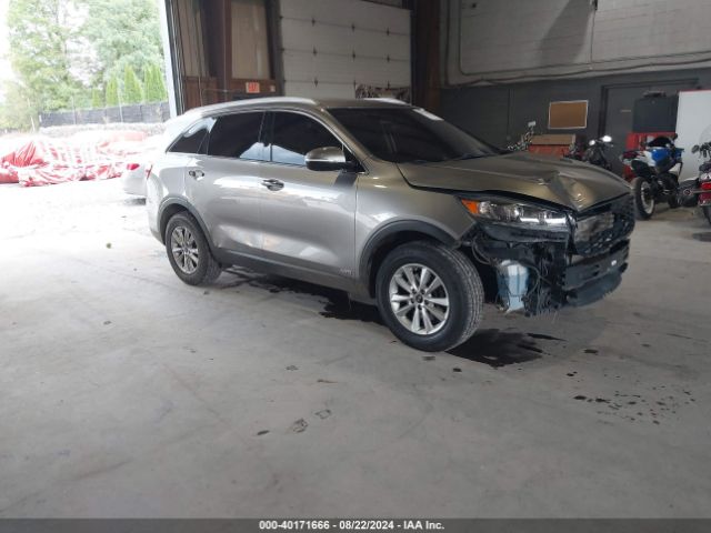 KIA SORENTO 2019 5xypgda38kg434075