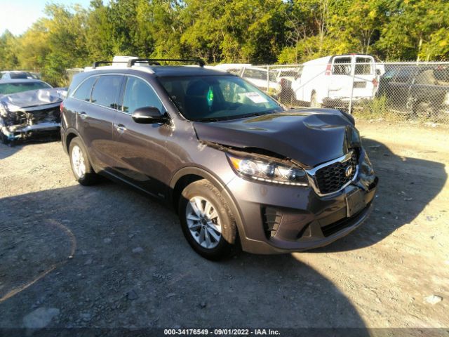 KIA SORENTO 2019 5xypgda38kg438823