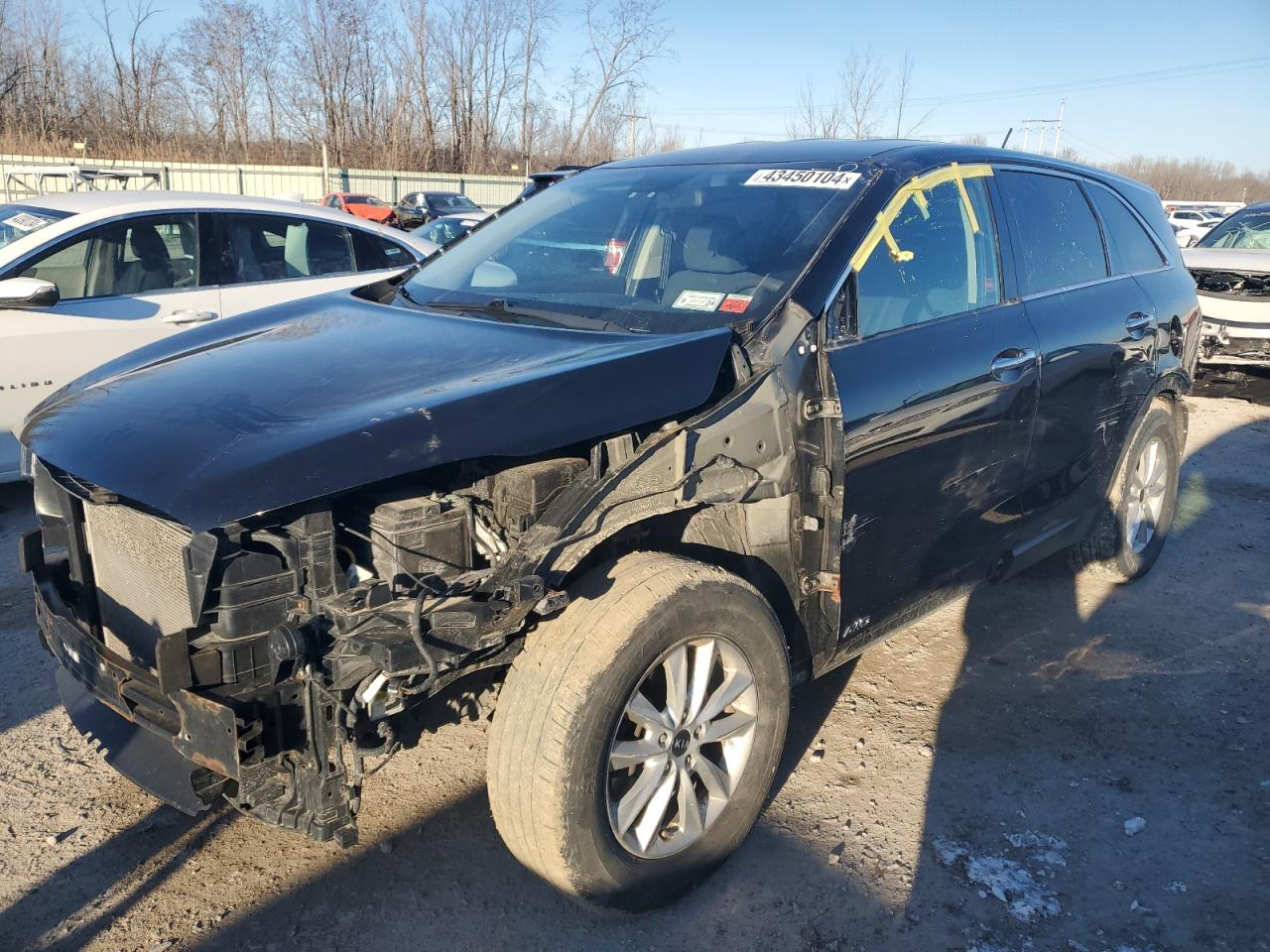 KIA SORENTO 2019 5xypgda38kg460224