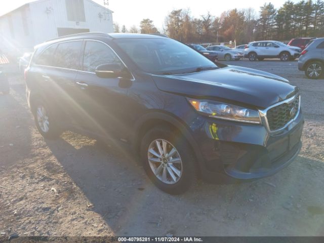 KIA SORENTO 2019 5xypgda38kg548075