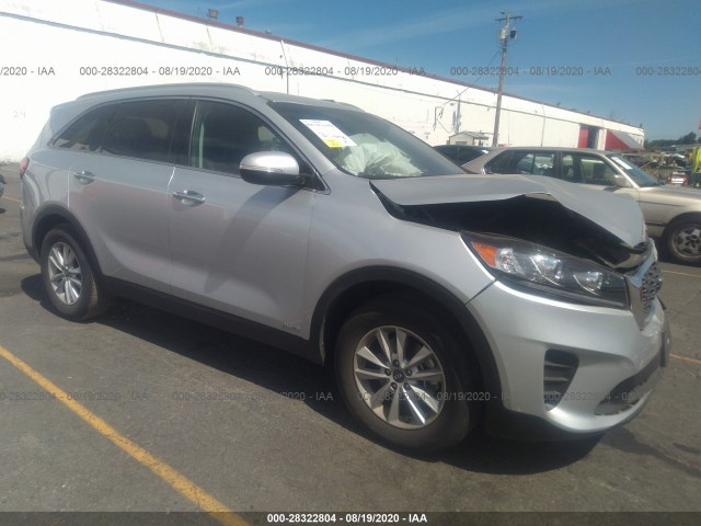 KIA SORENTO 2019 5xypgda38kg591041