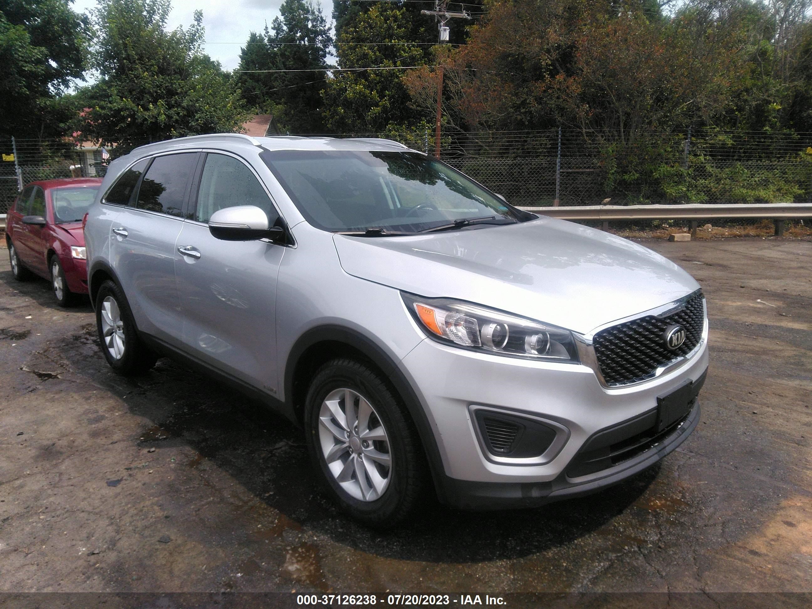 KIA SORENTO 2016 5xypgda39gg114402