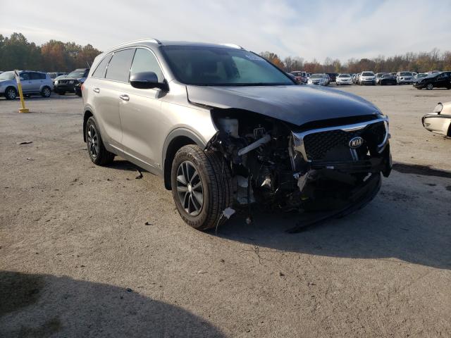 KIA SORENTO LX 2017 5xypgda39hg193071