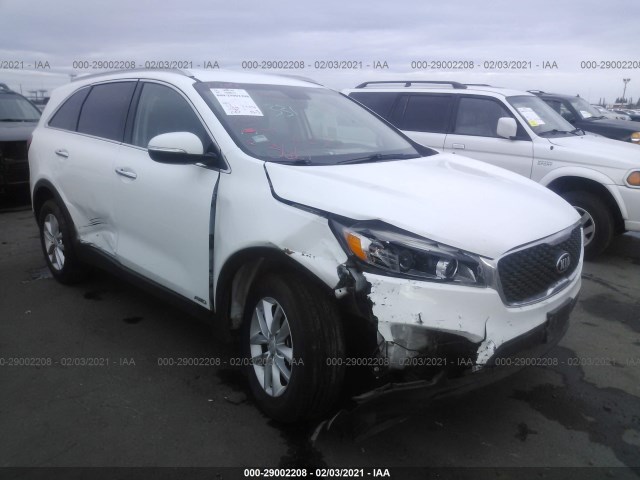 KIA SORENTO 2017 5xypgda39hg281103