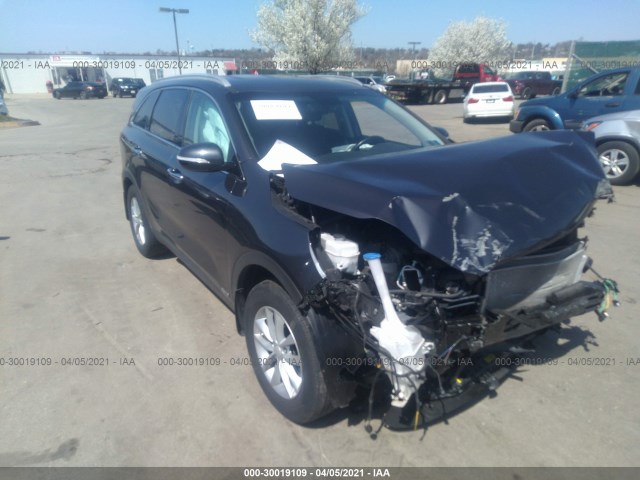 KIA SORENTO 2017 5xypgda39hg328579