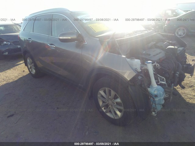 KIA SORENTO 2017 5xypgda39hg331417