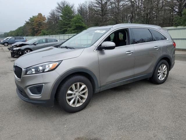 KIA SORENTO LX 2018 5xypgda39jg376220