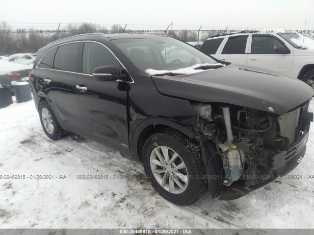 KIA SORENTO 2018 5xypgda39jg383085