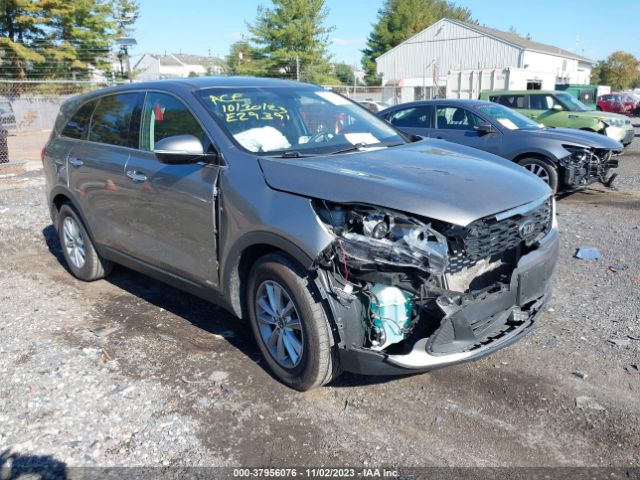 KIA SORENTO 2019 5xypgda39kg533052