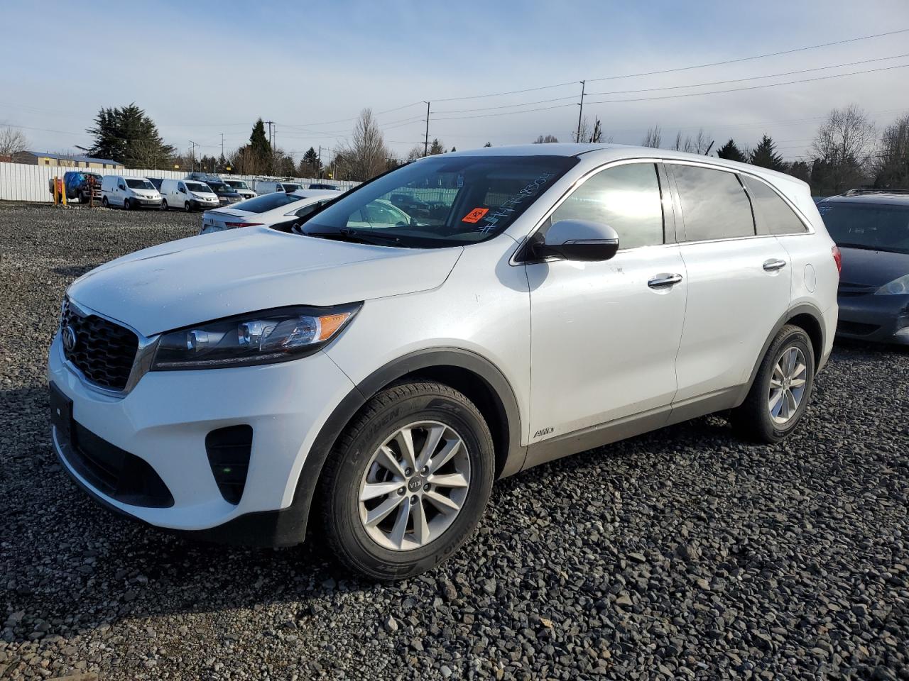 KIA SORENTO 2019 5xypgda39kg565094