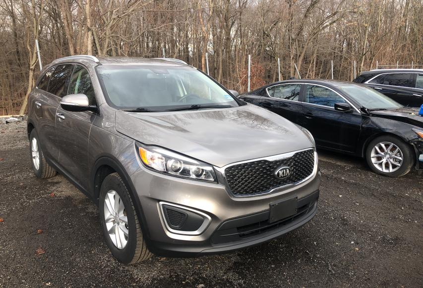 KIA SORENTO LX 2016 5xypgda3xgg029231