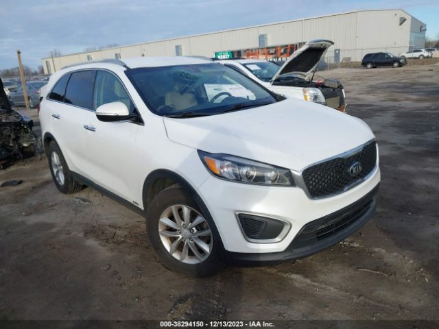 KIA SORENTO 2017 5xypgda3xhg247400