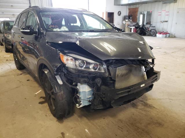 KIA SORENTO LX 2017 5xypgda3xhg323133