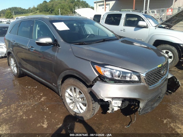 KIA SORENTO 2017 5xypgda3xhg323276