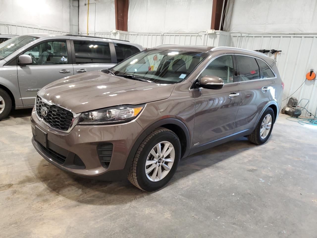 KIA SORENTO 2019 5xypgda3xkg438323