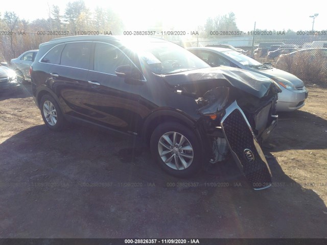 KIA SORENTO 2017 5xypgda50hg225150