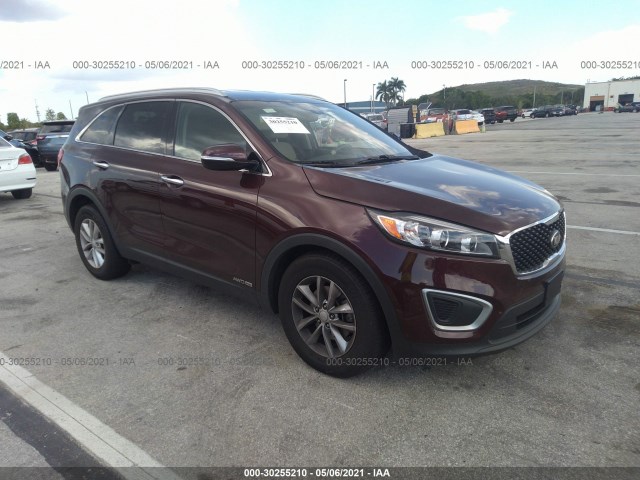 KIA SORENTO 2017 5xypgda50hg231739