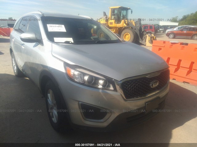 KIA SORENTO 2017 5xypgda50hg333610