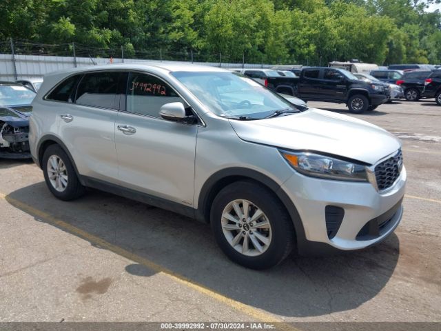 KIA SORENTO 2019 5xypgda50kg570119