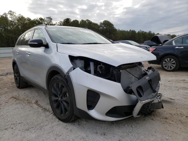 KIA SORENTO LX 2019 5xypgda50kg592735