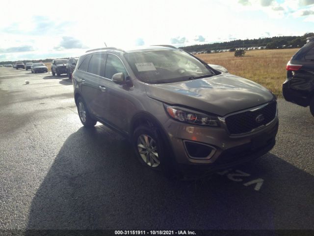 KIA SORENTO 2017 5xypgda51hg198038