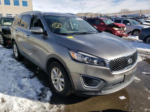 KIA SORENTO LX 2017 5xypgda51hg201827