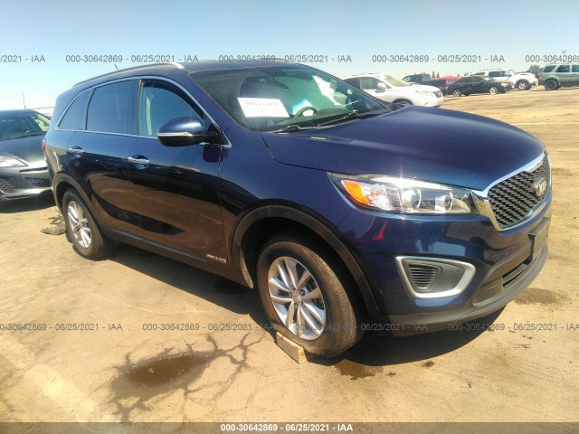 KIA SORENTO 2017 5xypgda51hg218109