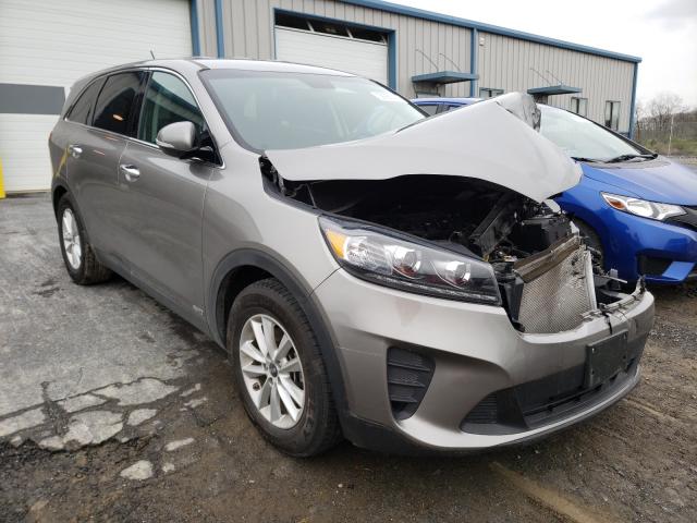 KIA SORENTO LX 2019 5xypgda51kg449227