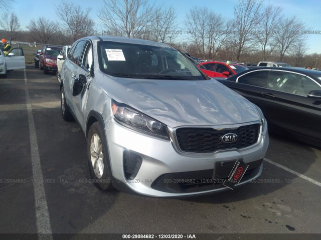 KIA SORENTO 2019 5xypgda51kg509359