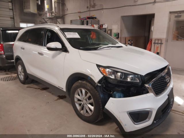 KIA SORENTO 2017 5xypgda52hg212061