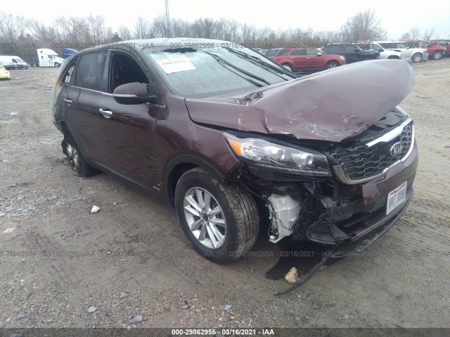 KIA SORENTO 2019 5xypgda52kg442366