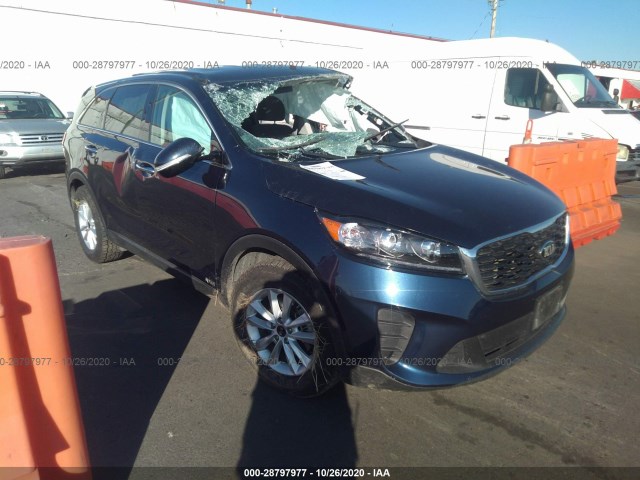 KIA SORENTO 2019 5xypgda52kg462911