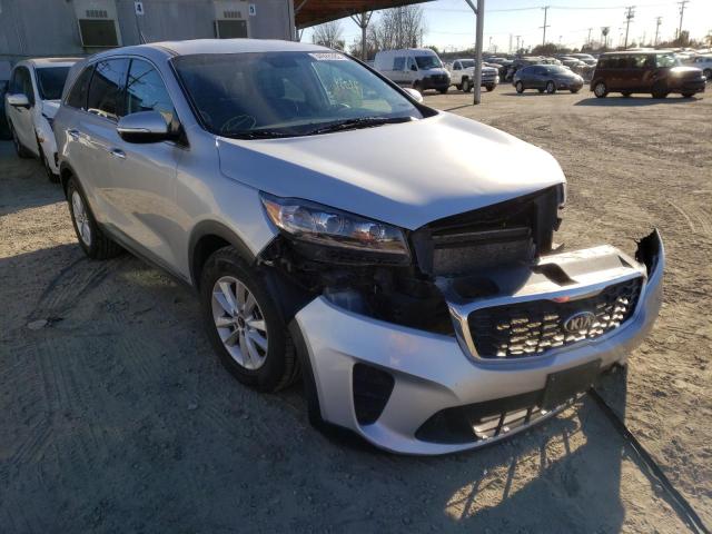 KIA SORENTO 2019 5xypgda52kg472838