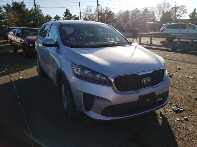 KIA SORENTO LX 2019 5xypgda52kg486058