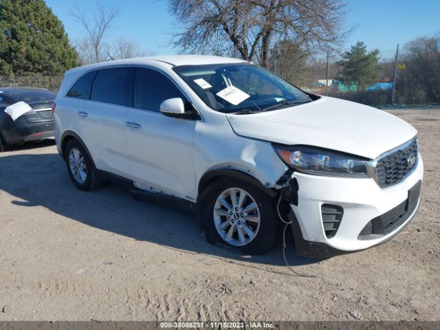 KIA SORENTO 2019 5xypgda52kg486500