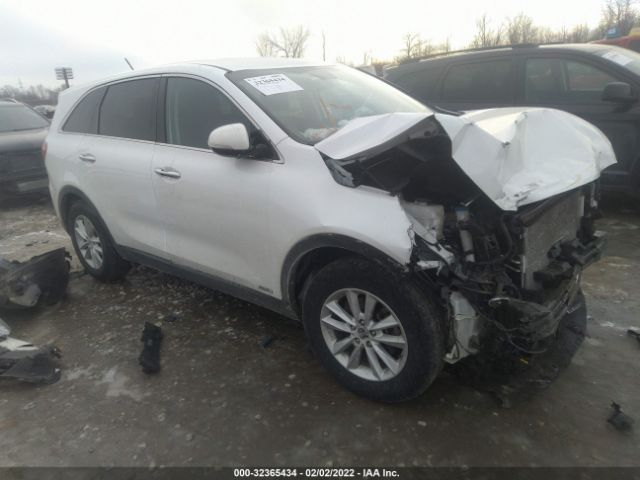 KIA SORENTO 2019 5xypgda52kg570008