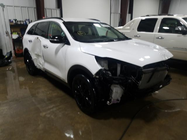 KIA SORENTO LX 2019 5xypgda52kg587231