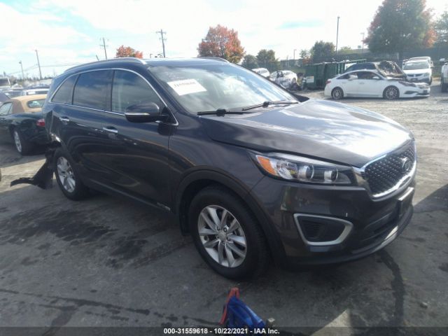 KIA SORENTO 2017 5xypgda53hg324464