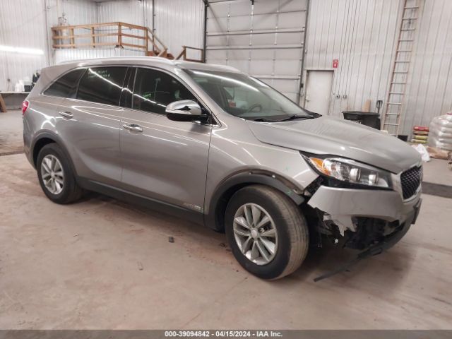 KIA SORENTO 2018 5xypgda53jg372875