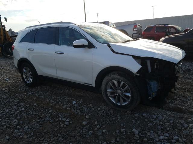 KIA SORENTO LX 2018 5xypgda53jg413618