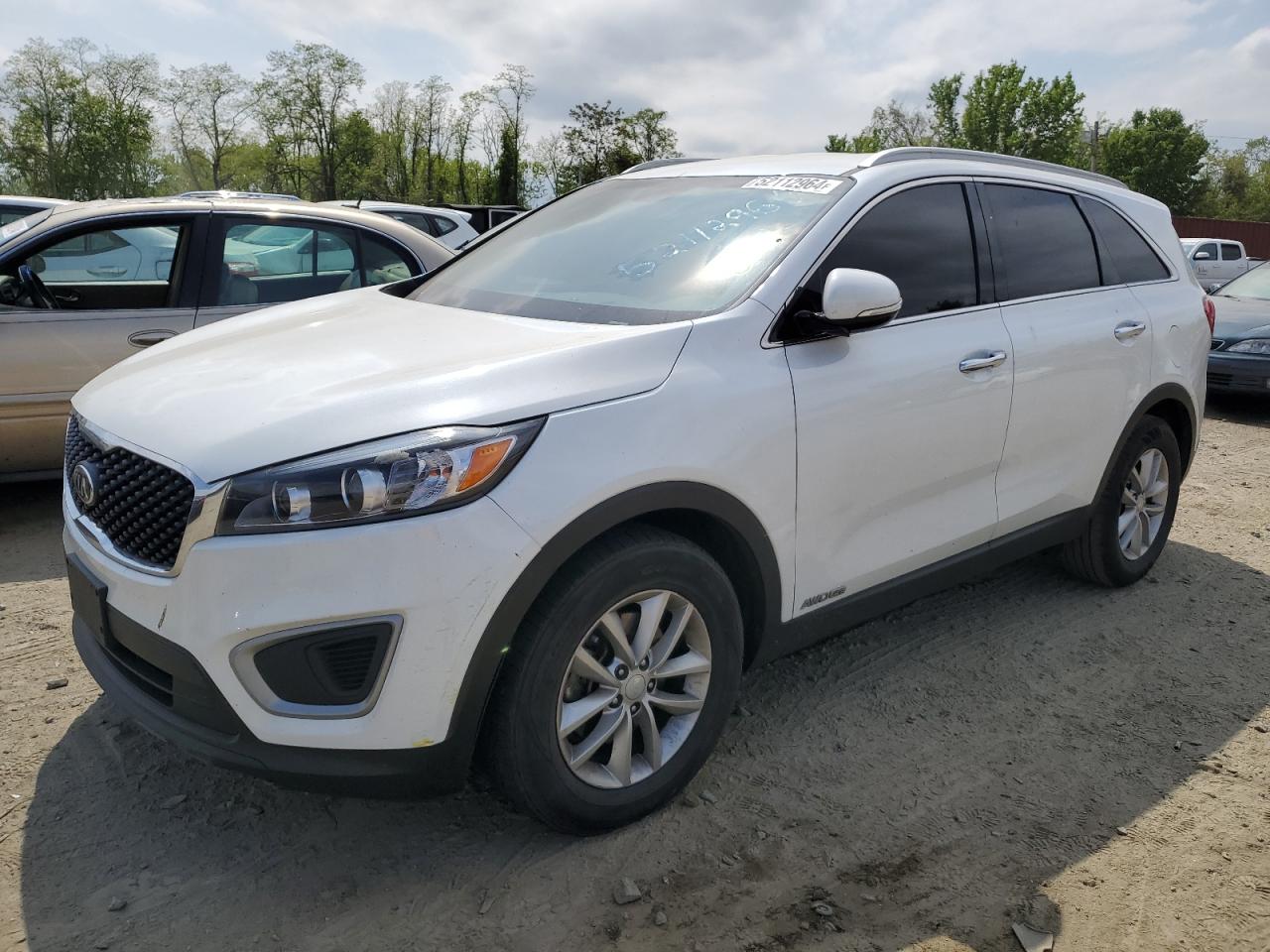 KIA SORENTO 2018 5xypgda53jg422755