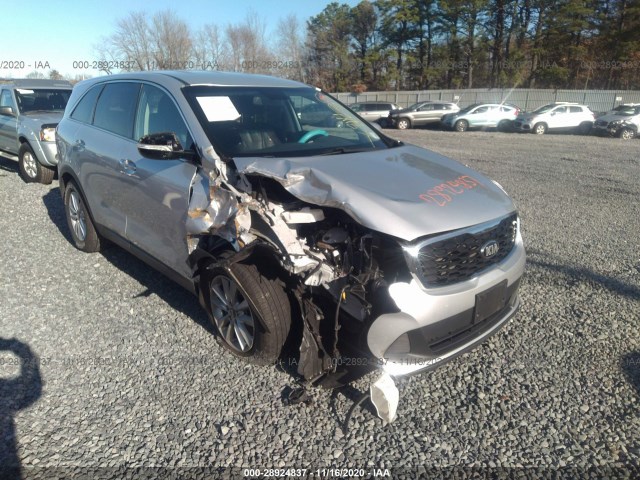 KIA SORENTO 2019 5xypgda53kg450217